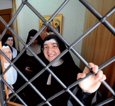 Monache Clarisse di Paganica (L’Aquila). foto PSP / Giancarlo Giuliani Monache Clarisse di Paganica (L’Aquila). foto PSP / Giancarlo Giuliani