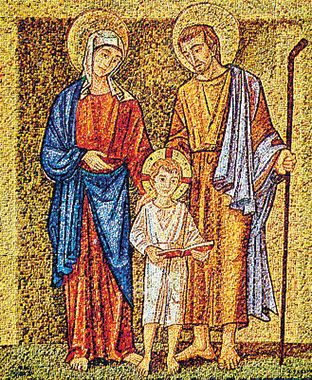 Sacra Famiglia, mosaico. Luigi Filocamo, Arco (TN) Sacra Famiglia, mosaico. Luigi Filocamo, Arco (TN)