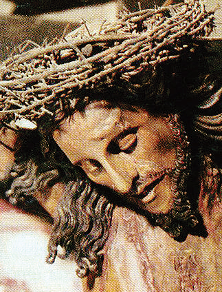 Crocifisso conservato ad Assisi, nel Santuario di San Damiano. Le foto che riproduciamo per gentile concessione delle Edizioni DACA - Assisi.